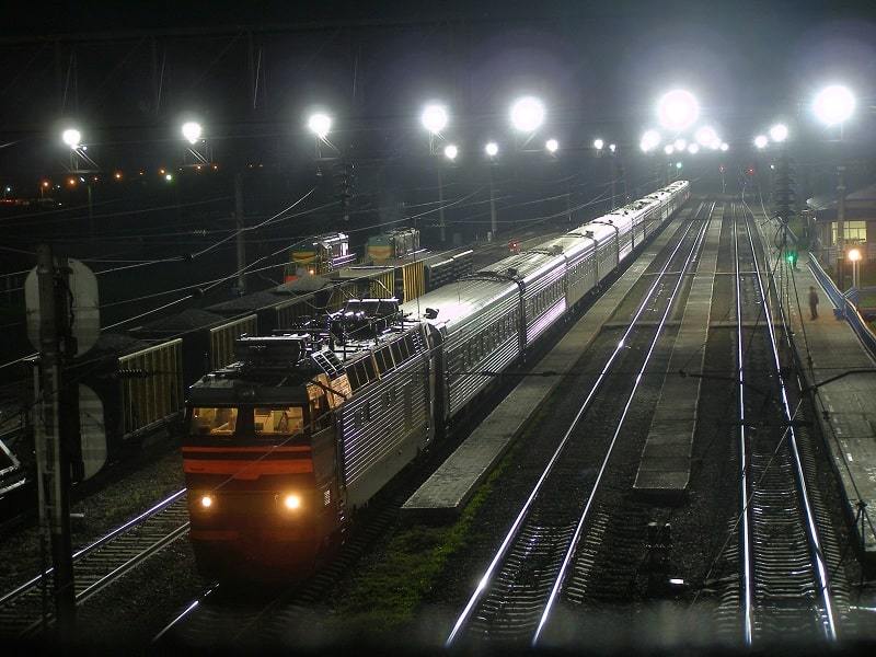 Освещение железнодорожных путей